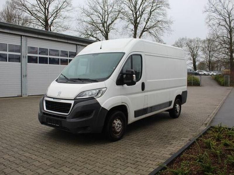 Gebraucht Peugeot Boxer 131 PS (96 kW) 2016 Weiß Van