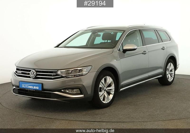 Grau Gebraucht 2022 VW Passat Alltrack Kombi | 31.590 € (Guter Preis) - Bild 1/4