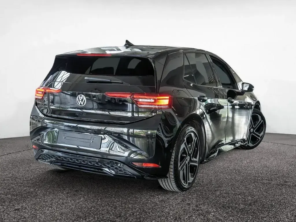 Gebraucht VW ID.3 GTX 210 kW (286 PS) 2025 Grenadillschwarz metallic schw Kleinwagen