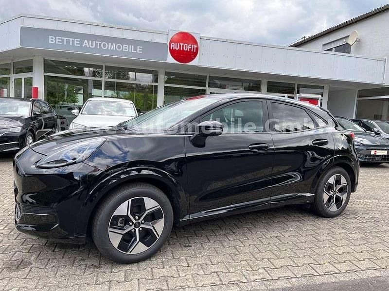 Neu Ford Puma Gen-E 124 kW (169 PS) 2025 Obsidianschwarz metallic SUV