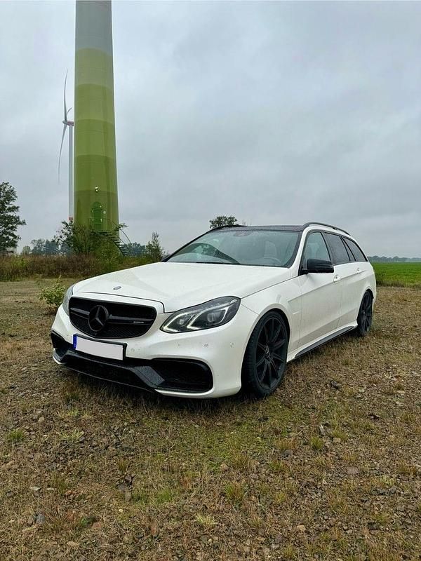 Gebraucht Mercedes E63S AMG AMG 585 PS (430 kW) 2014 Weiß Kombi