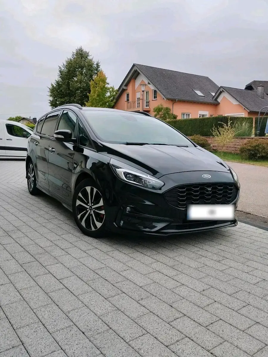 Gebraucht Ford S-MAX ST-Line 190 PS (139 kW) 2020 Schwarz Van / Kleinbus