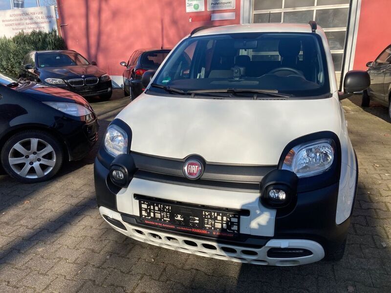Gebraucht Fiat Panda Cross 69 PS (50 kW) 2020 Weiß Kleinwagen