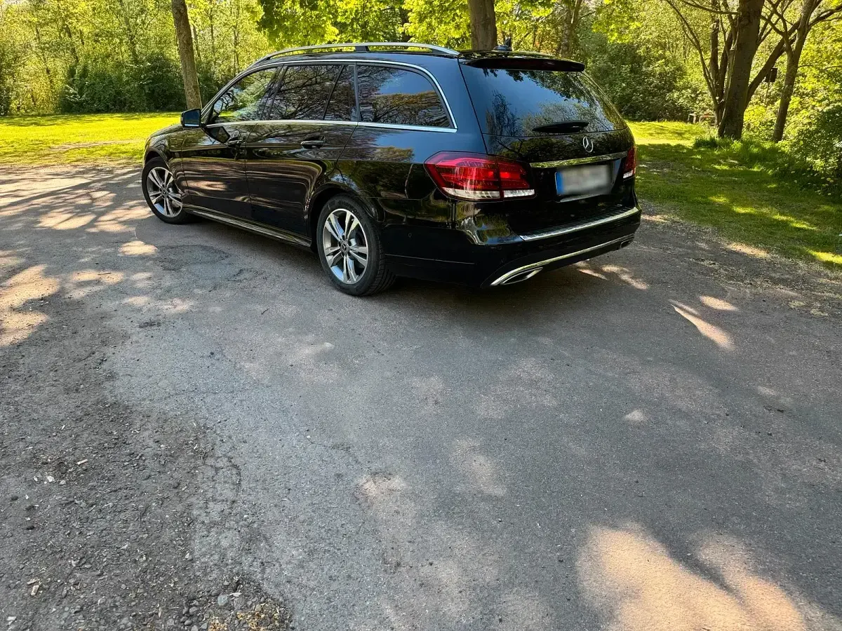 Second-hand Mercedes E250 AMG 2013 Negru Break