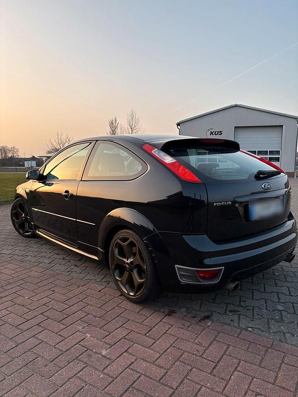 Gebraucht Ford Focus ST 225 PS (165 kW) 2007 Schwarz Coupé