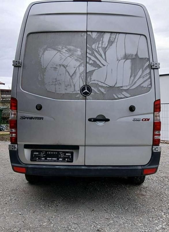 Gebraucht Mercedes Sprinter 163 PS (119 kW) 2013 Grau Van