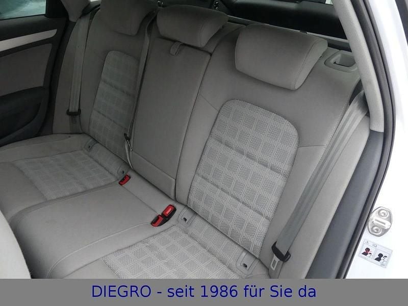 Gebraucht Audi A4 Ambition 190 PS (139 kW) 2015 Suzukagrau Kombi
