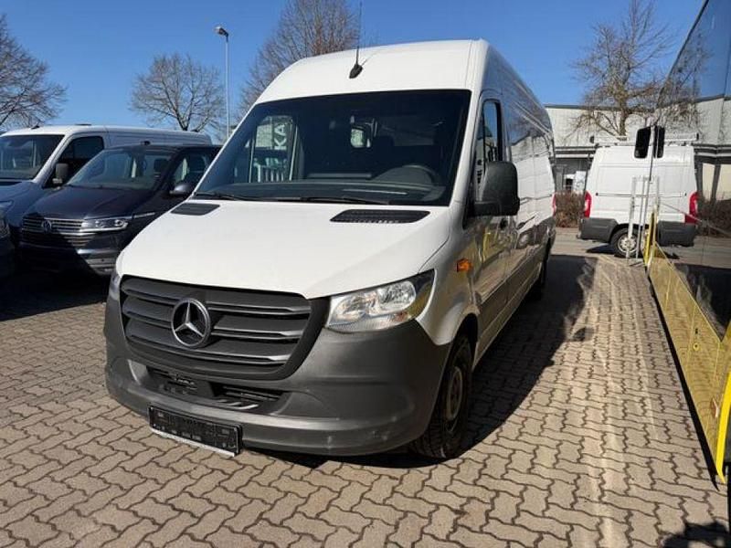 Gebraucht Mercedes Sprinter 143 PS (105 kW) 2019 Arktikweiss Van
