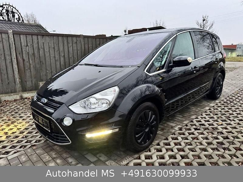 Gebraucht Ford S-MAX Titanium 160 PS (117 kW) 2012 Schwarz Van / Kleinbus