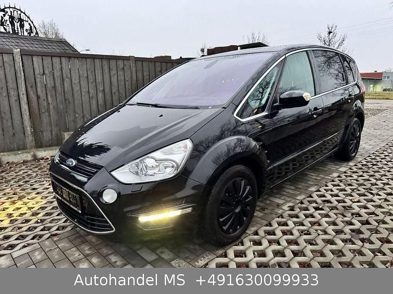Schwarz Gebraucht 2012 Ford S-MAX Titanium Van / Kleinbus | 3.800 € (Fairer Preis) - Bild 1/4