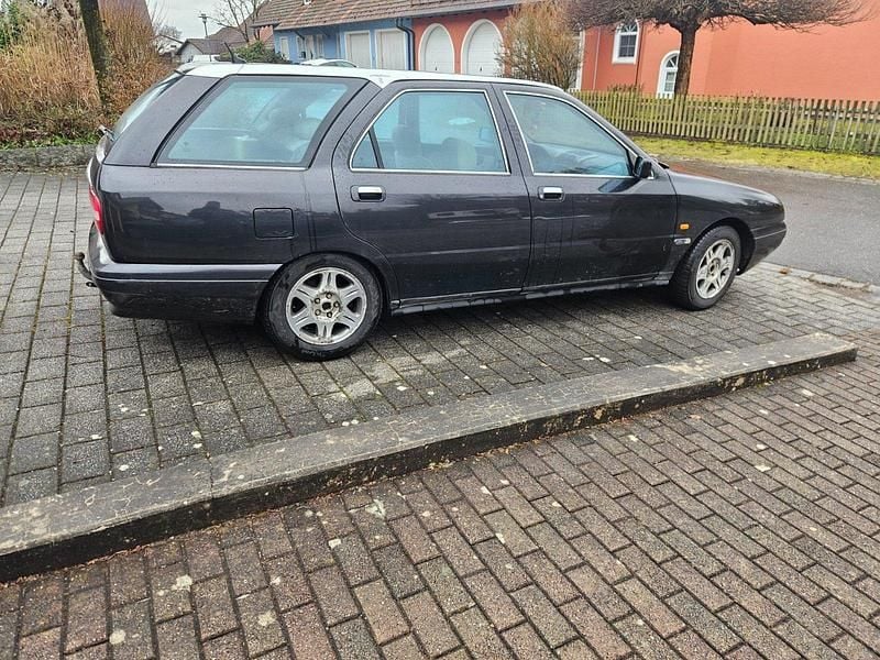 Gebraucht Lancia Kappa 155 PS (114 kW) 2000 Schwarz Kombi