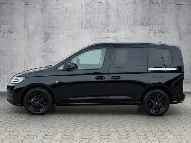 Gebraucht VW Caddy 102 PS (75 kW) 2021 Schwarz Van / Kleinbus