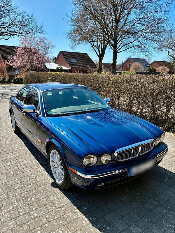 Gebraucht Jaguar XJ8 258 PS (189 kW) 2004 Blau Limousine