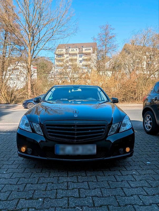 Gebraucht Mercedes E350 292 PS (214 kW) 2010 Limousine