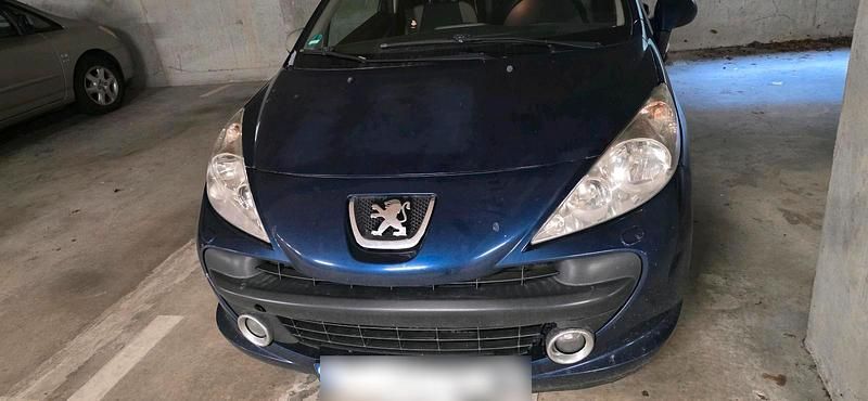 Gebraucht Peugeot 207 95 PS (69 kW) 2008 Blau Coupé