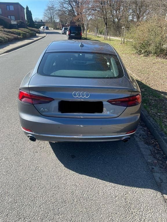 Gebraucht Audi A5 Sportback Ambiente 190 PS (139 kW) 2017 Grau Kleinwagen