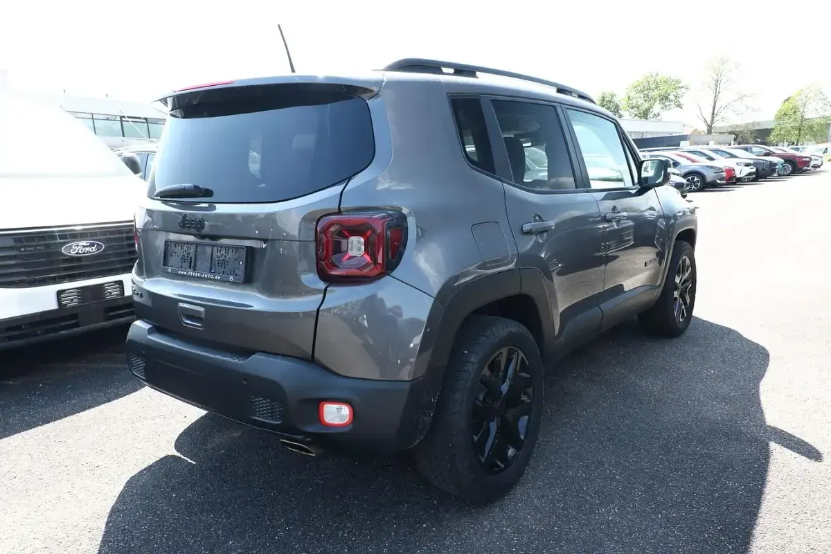 Gebraucht Jeep Renegade Limited 179 PS (131 kW) 2019 Grau metallic SUV