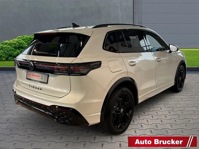 Neu VW Tiguan R-line 150 PS (110 kW) 2025 Weiss SUV