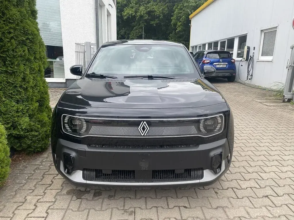 Neu Renault 4 E-Tech Evolution 77 kW (106 PS) 2026 Schwarz SUV