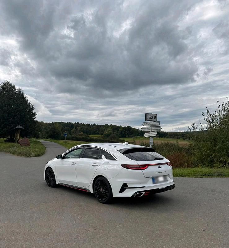 Gebraucht Kia ProCeed GT 204 PS (150 kW) 2019 Weiß Kombi