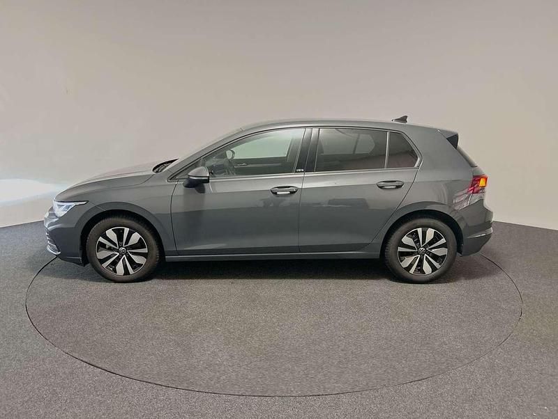 Gebraucht VW Golf VIII Move 110 PS (80 kW) 2024 Delfingrau Limousine