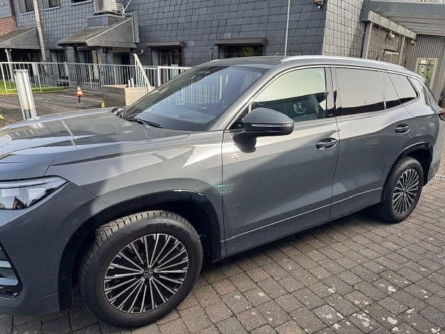 Gebraucht VW Tayron R-line 193 PS (141 kW) 2025 Grau SUV