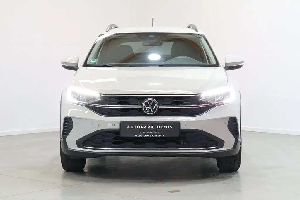 Gebraucht VW Taigo Life 95 PS (69 kW) 2022 Ascotgrau SUV