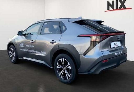 Gebraucht Toyota bZ4X Team 150 kW (204 PS) 2024 Palladiumsilber metallic SUV