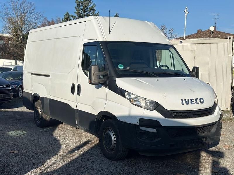 Gebraucht Iveco Daily 150 PS (110 kW) 2019 Van / Kleinbus