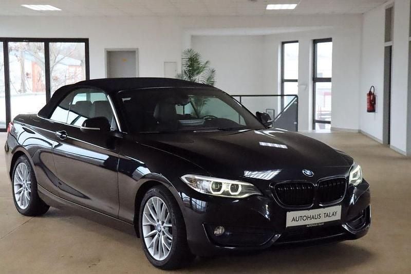 Gebraucht BMW 228 Sport Line 245 PS (180 kW) 2016 Schwarz(metallic) Cabrio