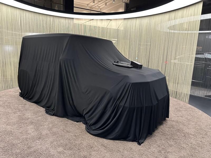 Schwarz Neu 2025 Mercedes G450 AMG SUV | 179.950 € (Etwas zu teuer) - Bild 1/4
