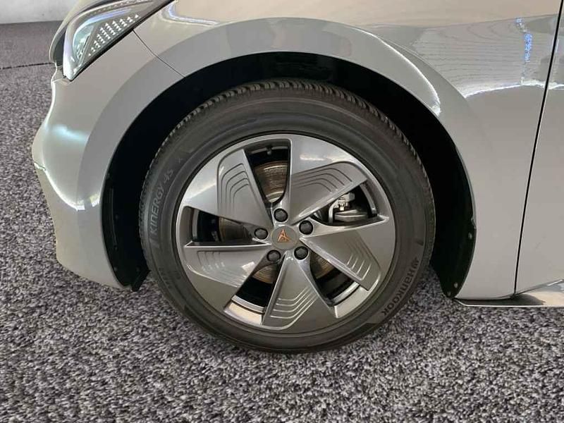 Gebraucht Cupra Born 150 kW (204 PS) 2023 Vaporgrau Kleinwagen