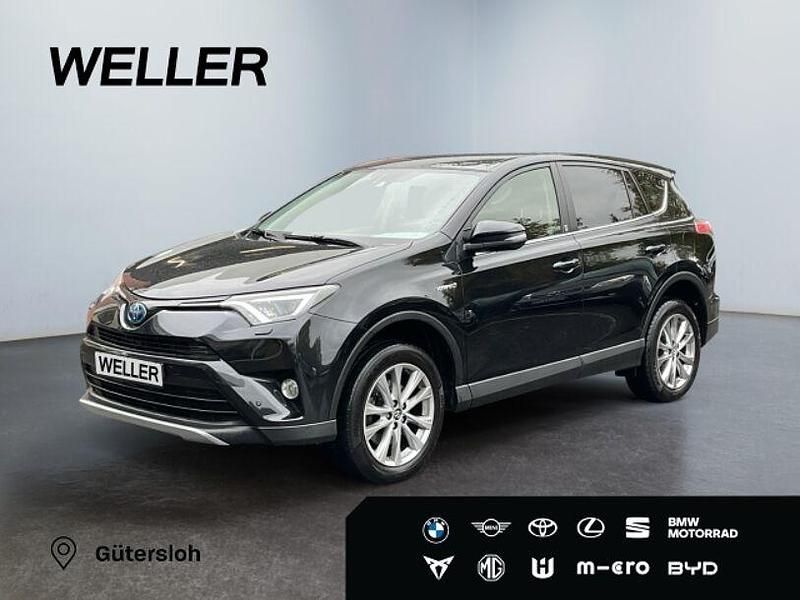 Schwarz Gebraucht 2018 Toyota RAV4 Hybrid Team SUV | 22.980 € (Fairer Preis) - Bild 1/3
