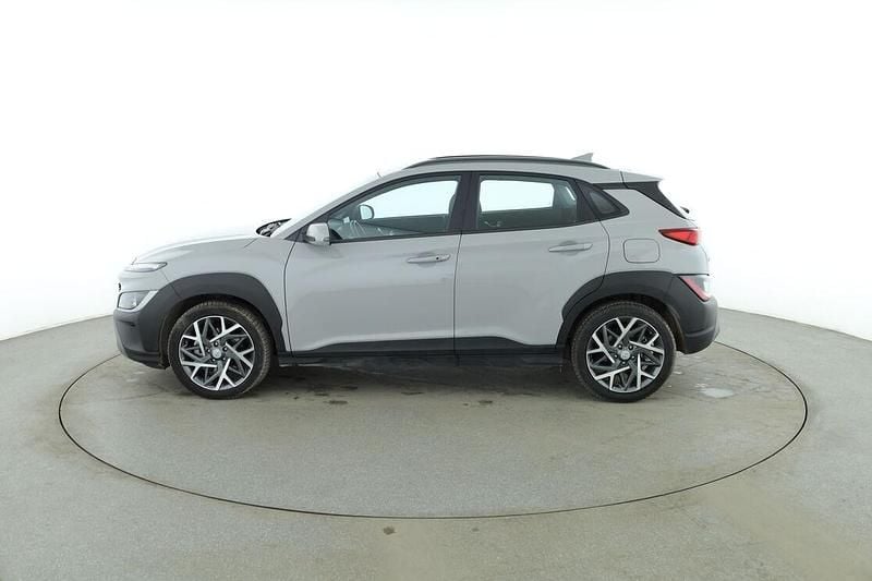 Gebraucht Hyundai Kona Trend 141 PS (103 kW) 2023 Grau SUV