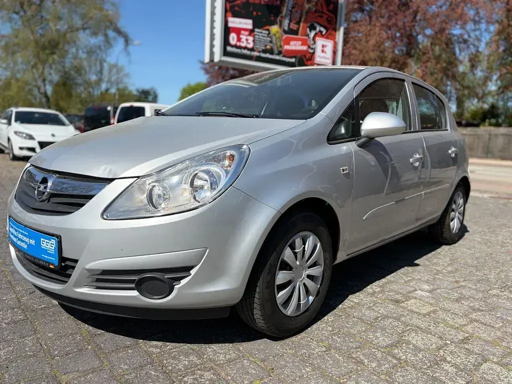 Usata Opel Corsa Basis 80 CV (58 kW) 2008 Argento Utilitaria