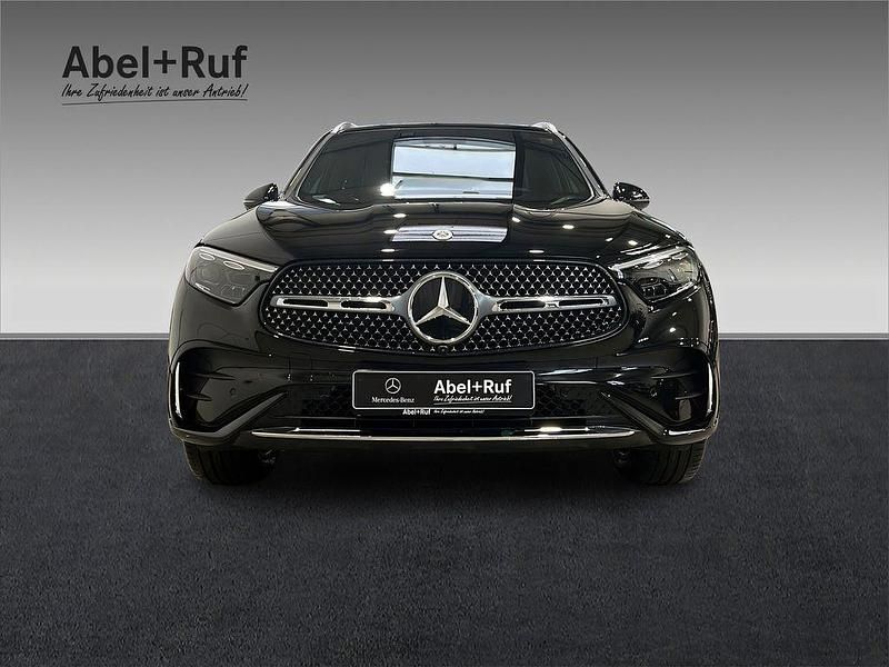 Gebraucht Mercedes GLC300e AMG 333 PS (244 kW) 2026 Schwarz SUV