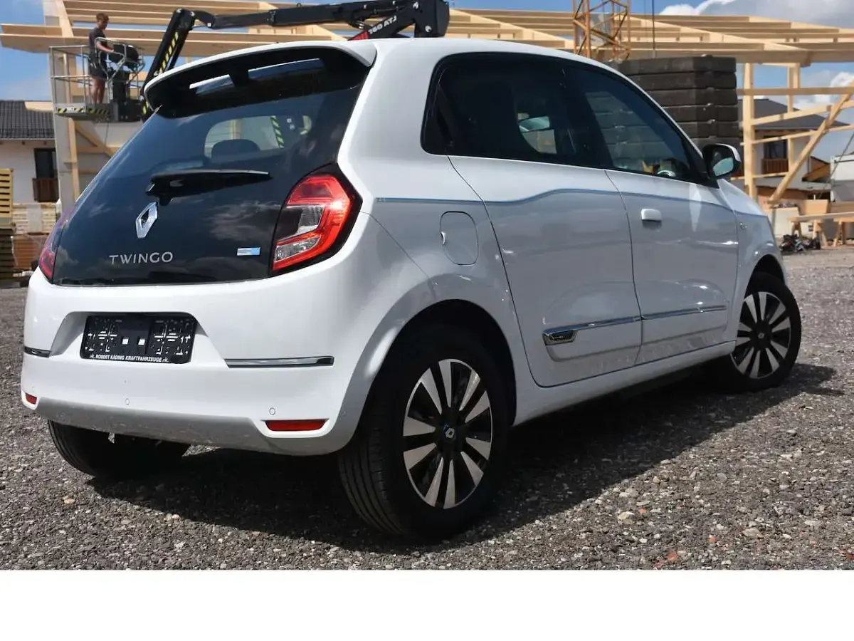 Gebraucht Renault Twingo Intens 60 kW (82 PS) 2022 Weiß Kleinwagen