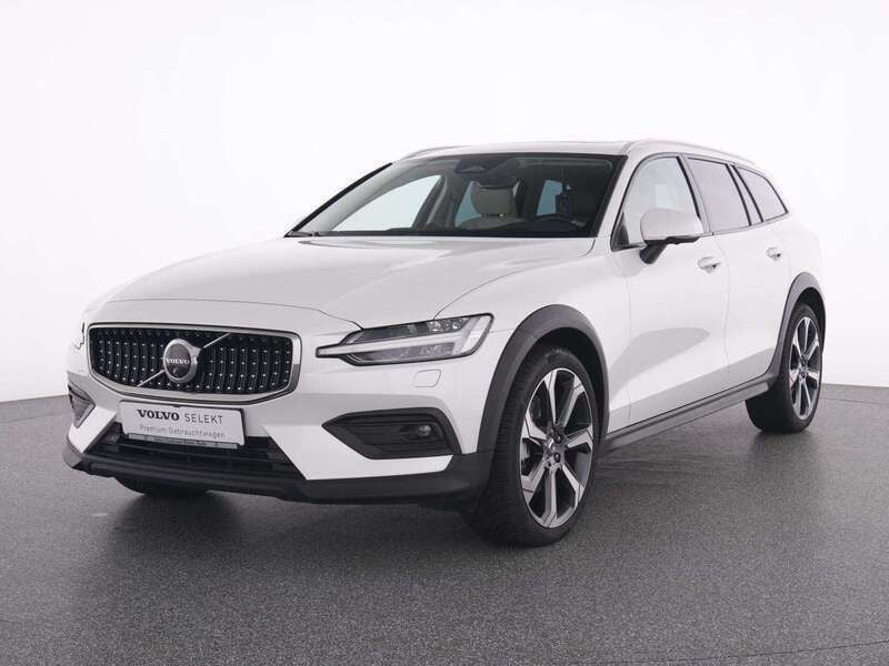 Gebraucht Volvo V60 CC 197 PS (144 kW) 2024 Andere farbe Kombi