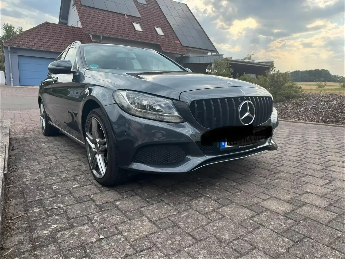 Gebraucht Mercedes C220 170 PS (125 kW) 2015 Grau Kombi