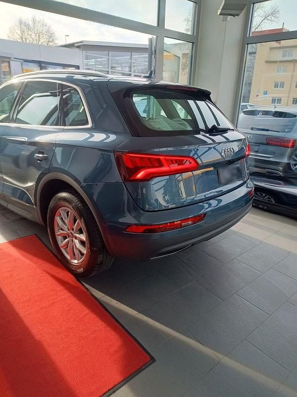 Gebraucht Audi Q5 Ambiente 252 PS (185 kW) 2017 Blau SUV