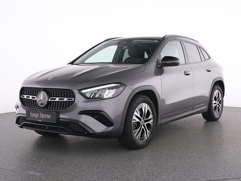 Gebraucht Mercedes GLA220 Progressive 190 PS (139 kW) 2025 Grau SUV