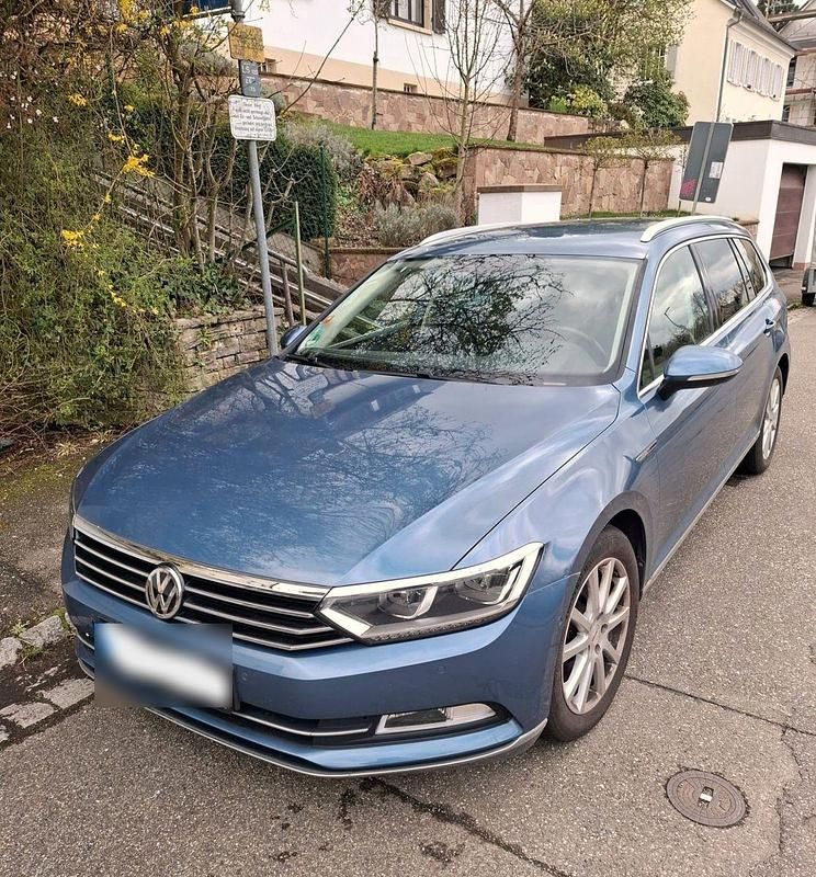 Gebraucht VW Passat 239 PS (175 kW) 2016 Blau Kombi