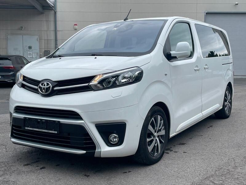 Weiß Gebraucht 2018 Toyota Proace Van | 17.990 € - Bild 1/4