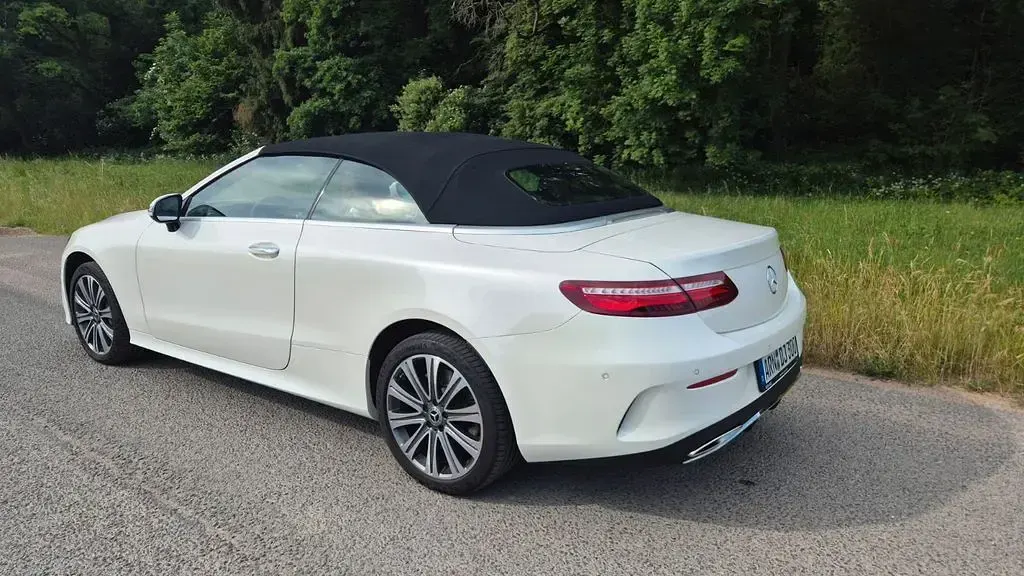 Gebraucht Mercedes E400 333 PS (244 kW) 2018 Weiß Cabrio