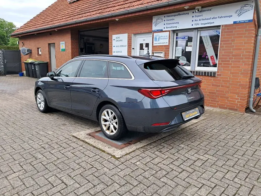Gebraucht Seat Leon Style 150 PS (110 kW) 2023 Grau Limousine
