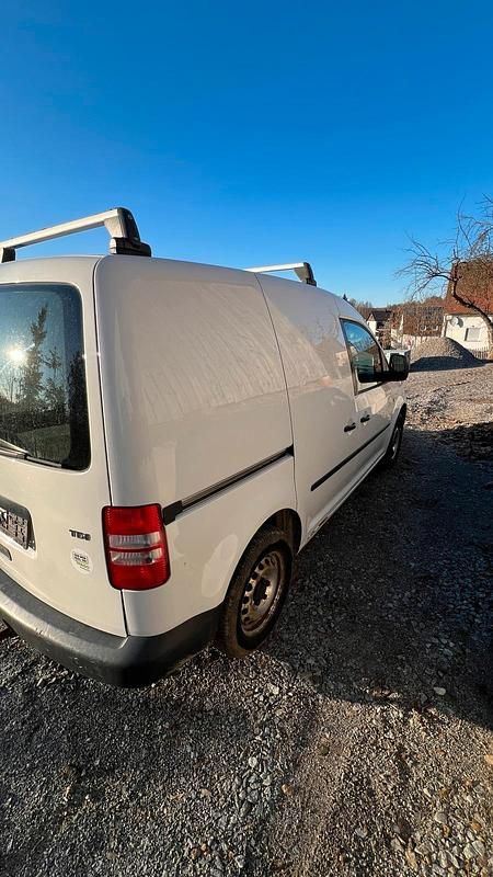 Gebraucht VW Caddy 74 PS (54 kW) 2011 Weiß Van / Kleinbus