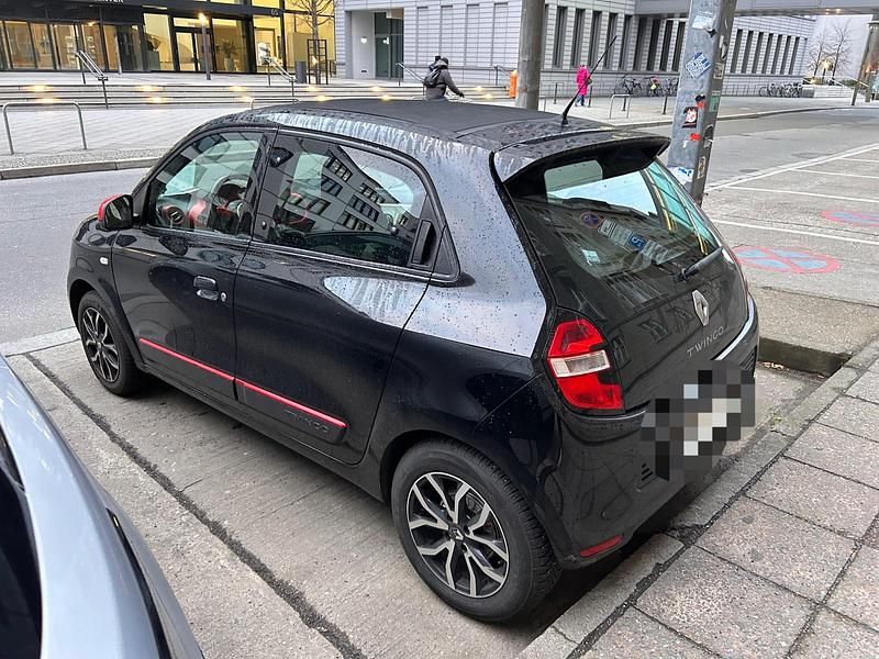 Gebraucht Renault Twingo 71 PS (52 kW) 2015 Schwarz Kleinwagen
