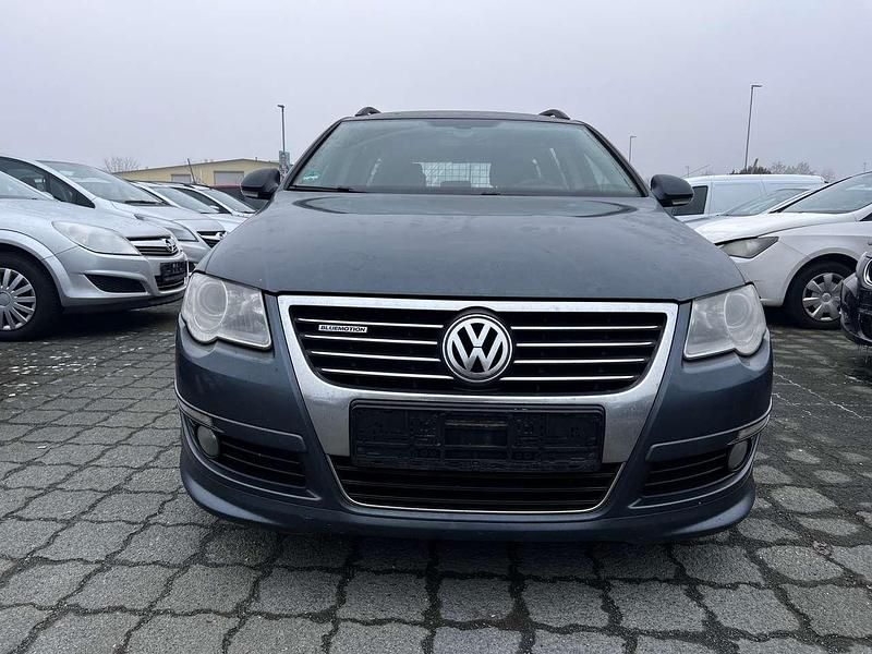Gebraucht VW Passat 105 PS (77 kW) 2010 Islandgrau perleffekt metallic Kombi