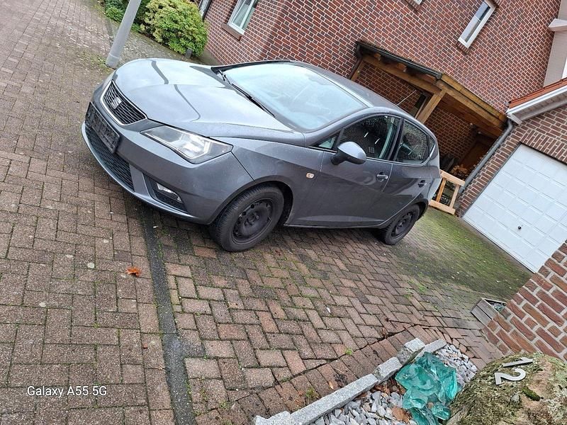 Grau Gebraucht 2014 Seat Ibiza Kleinwagen | 3.790 € (Superpreis) - Bild 1/4