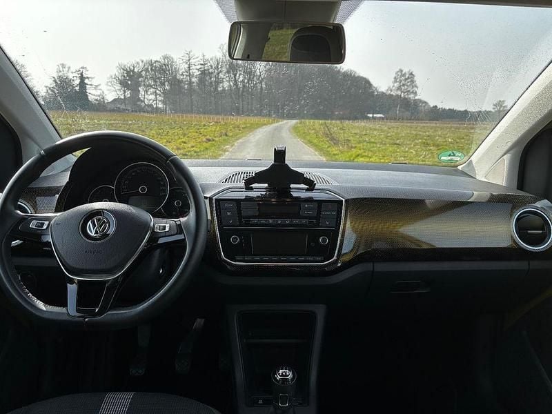 Gebraucht VW up! high up! 75 PS (55 kW) 2017 Gelb Kleinwagen